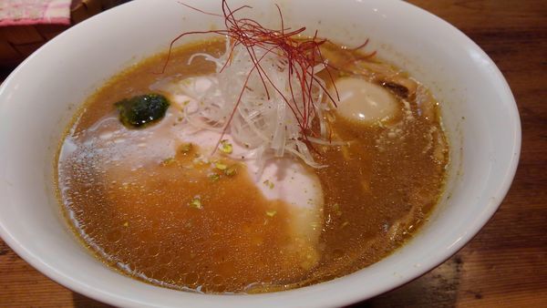 「味玉味噌ラーメン 900円」@ラーメン屋 トイ・ボックスの写真