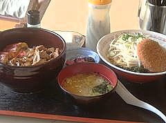 「コロッケラーメン350円＋うなぎ焼肉丼600円」@食事処 禅の写真