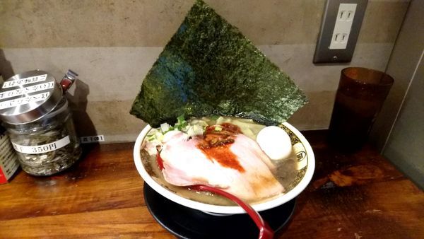 「凄い煮干しラーメン」@すごい煮干ラーメン凪 渋谷東口店の写真