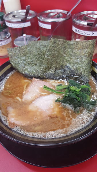 「ラーメン+半ライス」@家系ラーメン 王道 いしいの写真