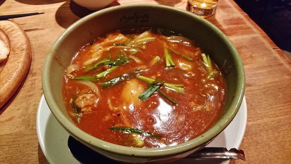 「台湾激辛ラーメン」@モンスーンカフェ 舞浜イクスピアリ店の写真