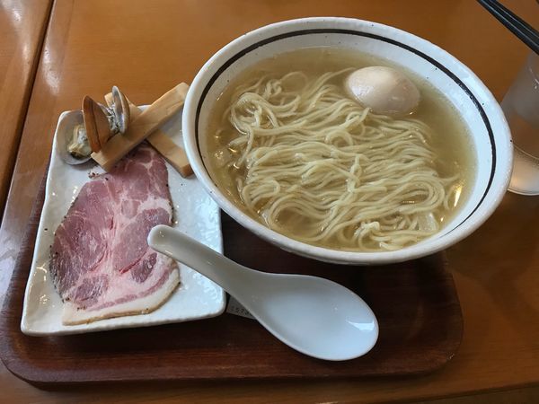 「塩らぅめん+煮たまご」@麺屋 三郎の写真