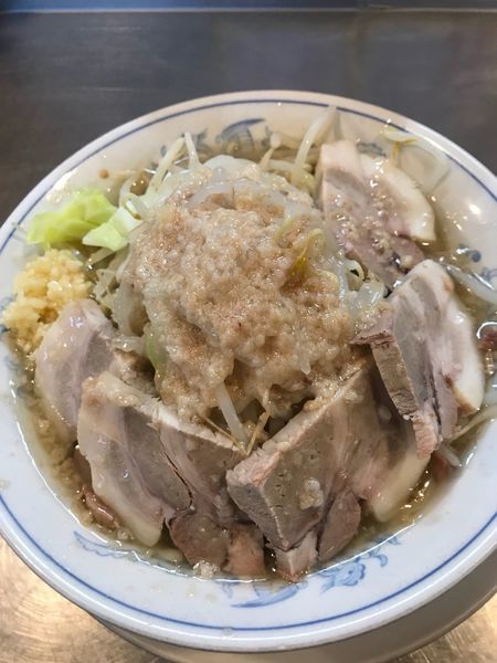 「らーめん（小） ➕豚➕脂➕ニンニク」@らーめん大 平井店の写真