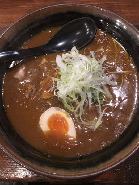 「加哩らー麺」@中華麺家 まんまるの写真