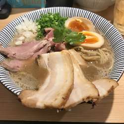 煮干し中華ソバ全部のせ