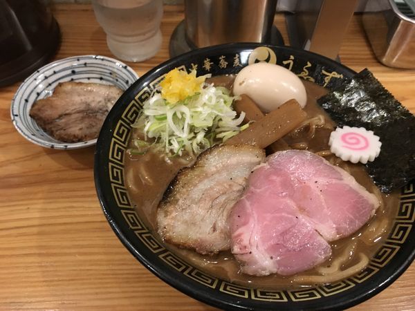 「味玉そば（並）＋バラチャーシュー（JAF優待）」@中華蕎麦うゑずの写真