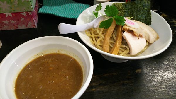 「濃厚煮干しつけ麺 (並）」@つけ麺 弐☆゛屋の写真