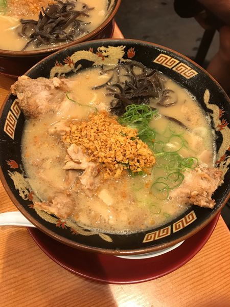 「豚とろラーメン」@鹿児島ラーメン 豚とろ 天文館本店の写真