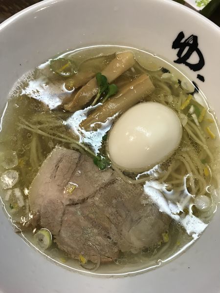 「淡麗煮干しラーメン柚子塩➕玉子」@ラーメン専門店ゆうひ屋の写真