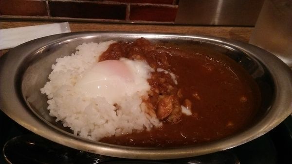 「チキンカレー 590円 ＋ 半熟玉子 80円」@PRONTO IL BAR 東京駅一番街店の写真