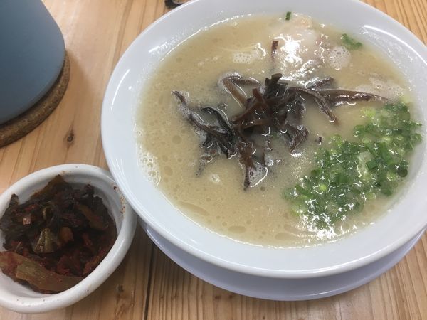 「ラーメン辛口高菜700円」@博多元気一番！！ 春吉1丁目1-1店の写真