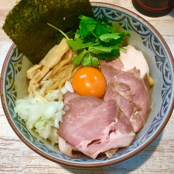 「濃厚たまごのまぜそば ￥780」@中華そば 四つ葉の写真