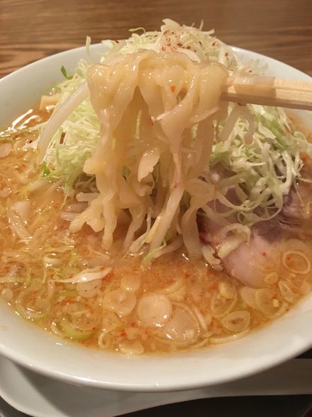 「限定 から豚骨醤油ラーメン」@手打ちラーメン 谷家の写真