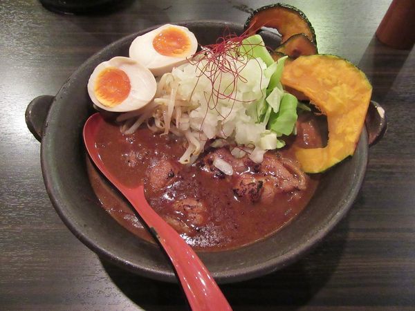 「房総式ラーメン・カレー（８５０円）＋チーズおじや１８０円他」@房総式ラーメン JINRIKISENの写真