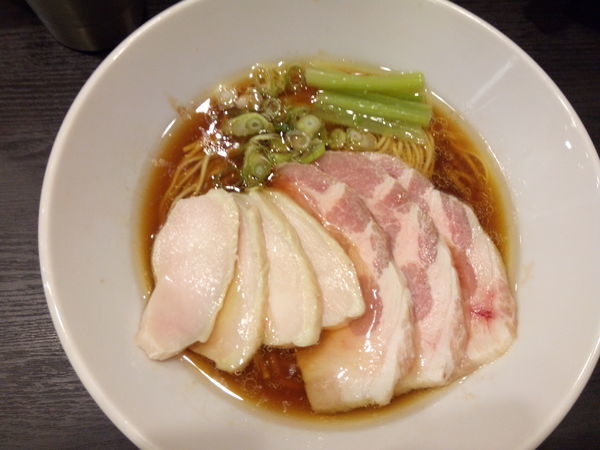 「チャーシュー芳醇鶏そば（醤油）」@麺や 福はらの写真