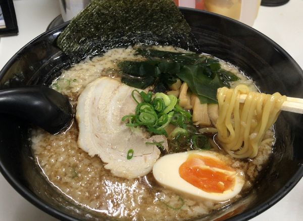 「黒龍ラーメン(マー油入り)(500円)」@龍ちゃんの写真