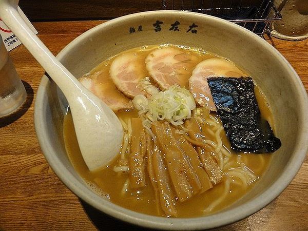 「ラーメン大盛　チャーシュー　1300円」@麺屋吉左右の写真