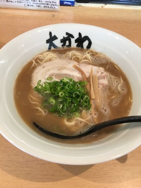 「豚骨ラーメン」@とんこつラーメン専門店 大かわの写真