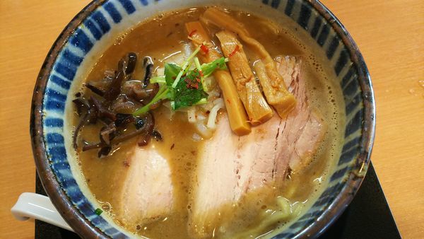 「濃厚煮干しそば」@にぼし中華 廣はしの写真