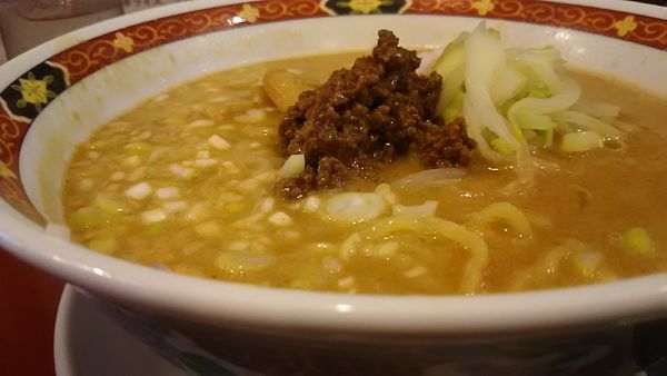 「本格担々麺 小辛」@らーめん まるたつの写真