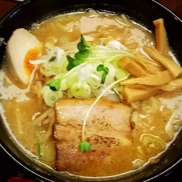 「鈴丸味噌らーめん ８００円」@麺屋鈴丸の写真