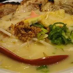 西京味噌炙りちゃーしゅー麺