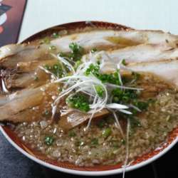 背油しょうゆらーめん