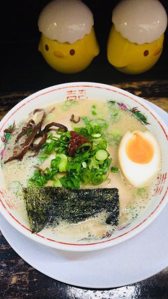 「こってりラーメン」@虎と龍 板宿店の写真