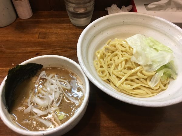 「四種の魚のつけ麺 並 800円 肉丼 150円」@『   』（無銘）の写真
