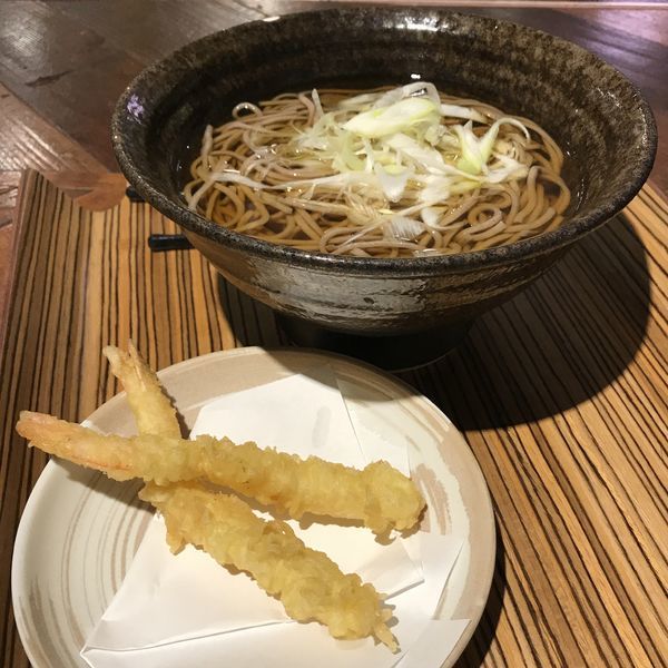 「えび天（￥880）」@こく旨 肉そば 日の陣 Echika fit永田町店の写真
