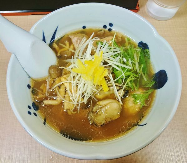 「牡蠣らーめん(月限定)　950円」@与ろゐ屋の写真