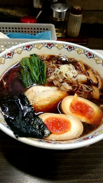 「盛岡醤油老麺」@松虎亭の写真