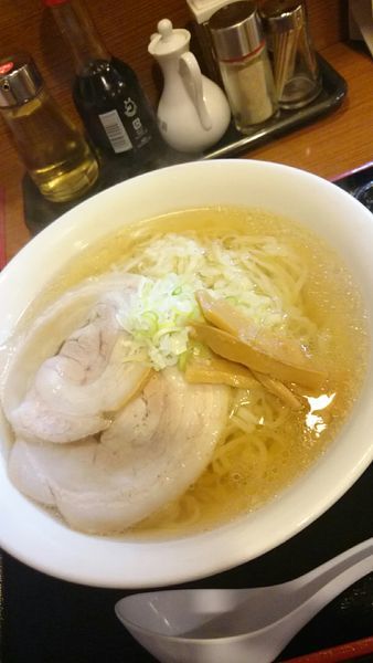 「伊吹いりこと鰹のらーめん  780円」@手打ちらーめん はやぶさの写真