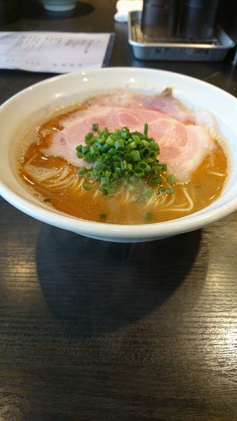 「オマールエビ蕎麦　黒酢和え玉　1100円」@弘明寺丿貫の写真