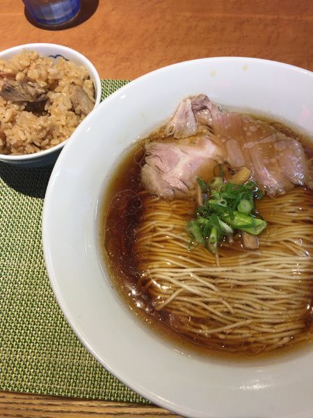 「中華そば中（600円）+チャーシューご飯（100円）」@柴崎亭の写真