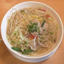 1日分の野菜のベジ塩タンメン(大盛り)