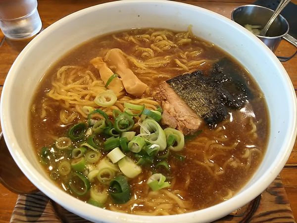 「はっちゃき　＜豚骨正油＞　（大盛）」@はっちゃきの写真