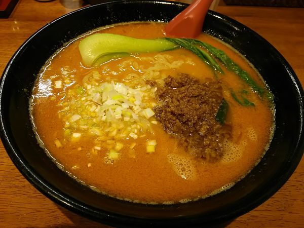 「担々麺（辛口）　（大盛り）」@麺飯厨房 牡丹荘の写真