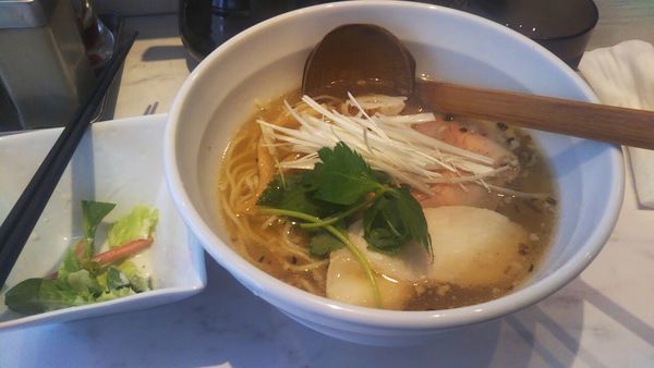 「汐らーめん」@らーめん 紡麦の写真