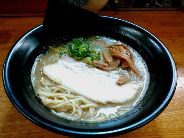 「豚骨煮干らーめん（仮） ￥780」@麺屋信玄の写真