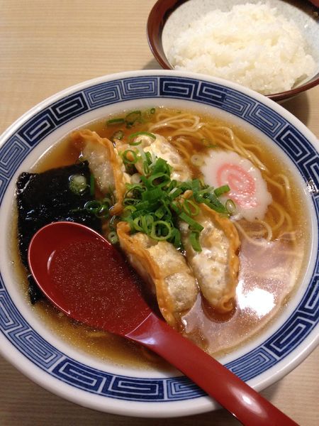 「揚げ餃子ラーメン  ライス」@蒲原館の写真