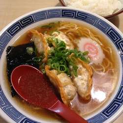 揚げ餃子ラーメン  ライス