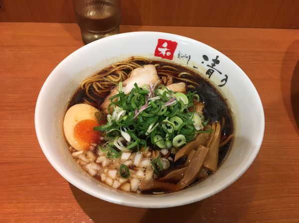 「丸鶏ブラック」@清乃 近鉄店の写真