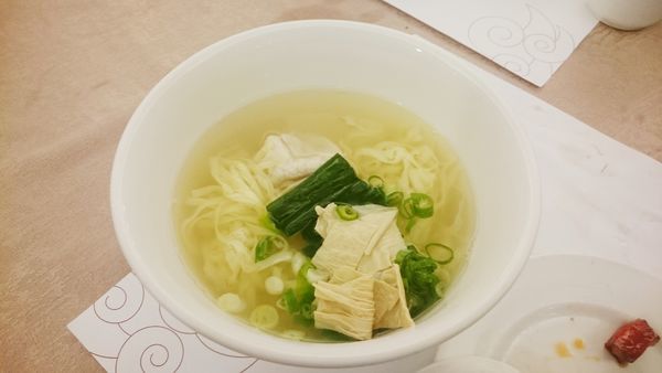 「過橋麺（130NTDくらい）」@人和園雲南菜の写真