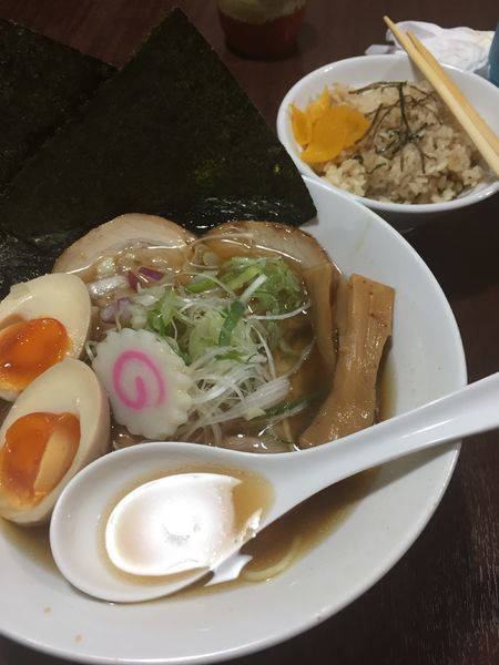 「特製中華そば」@中華そば 味万の写真