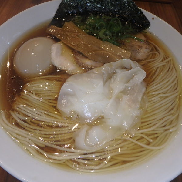 「味玉そば (868円)、わんたん(108円)」@麺や食堂 246号店の写真