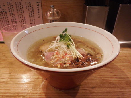 「塩そば」@地球の中華そばの写真