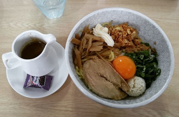 「まぜそば 800円」@NOODLE BASE  TRICK☆STARの写真