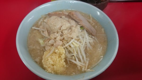 「小　ニンニク脂　生卵」@ラーメン二郎 新宿歌舞伎町店の写真