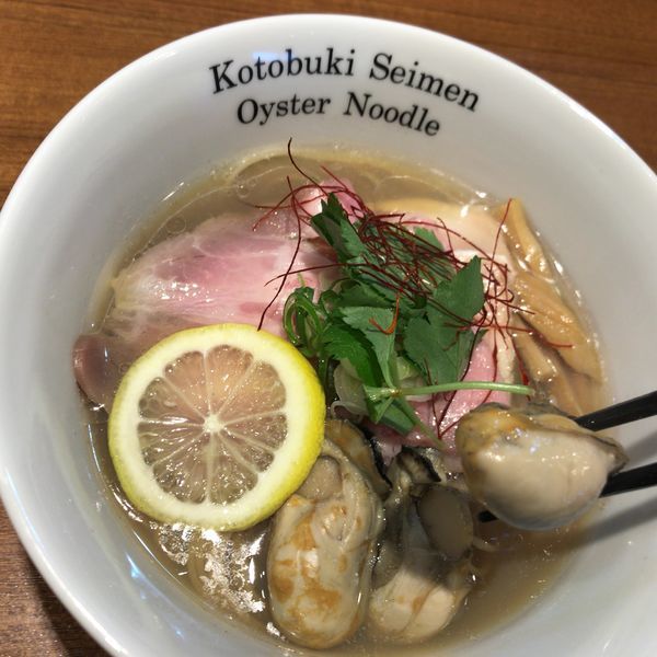「牡蠣そば 880円」@寿製麺よしかわ 川越店の写真
